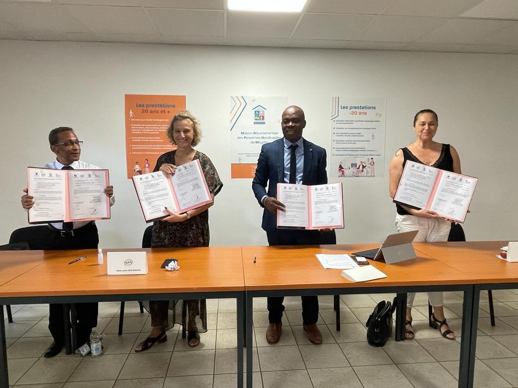 Signataires de la convention entre le FIPHFP, l'Agefiph, Cap emploi et la MDPH de Mayotte
