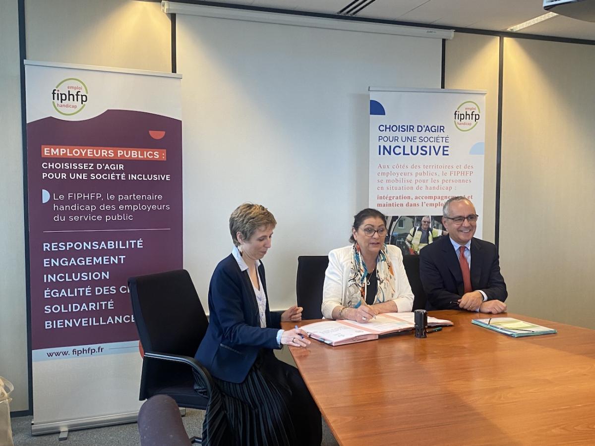 Signataire de la convention entre le CDG77 et le FIPHFP