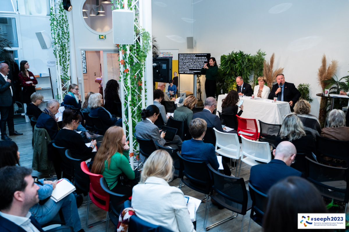 Salle de la conférence de press de le SEEPH 2023