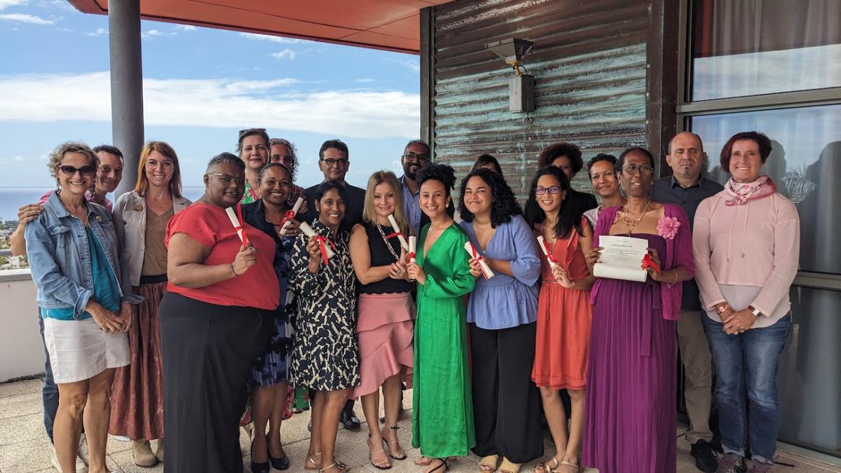 Diplômés de la licence intervention sociale de l'Université de la Réunion