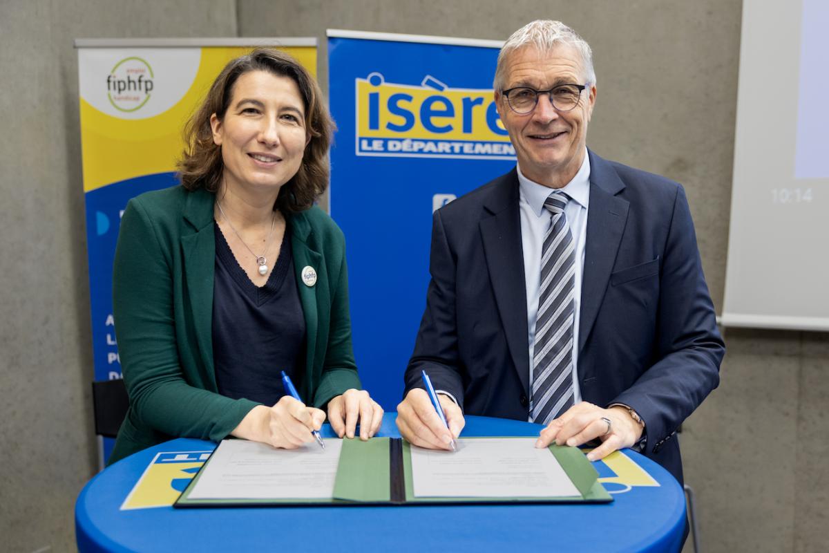 Marine Neuville, directrice du FIPHFP et Jean-Pierre Bardier, président du département de l'Isère