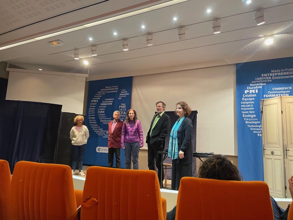 scène de la table ronde