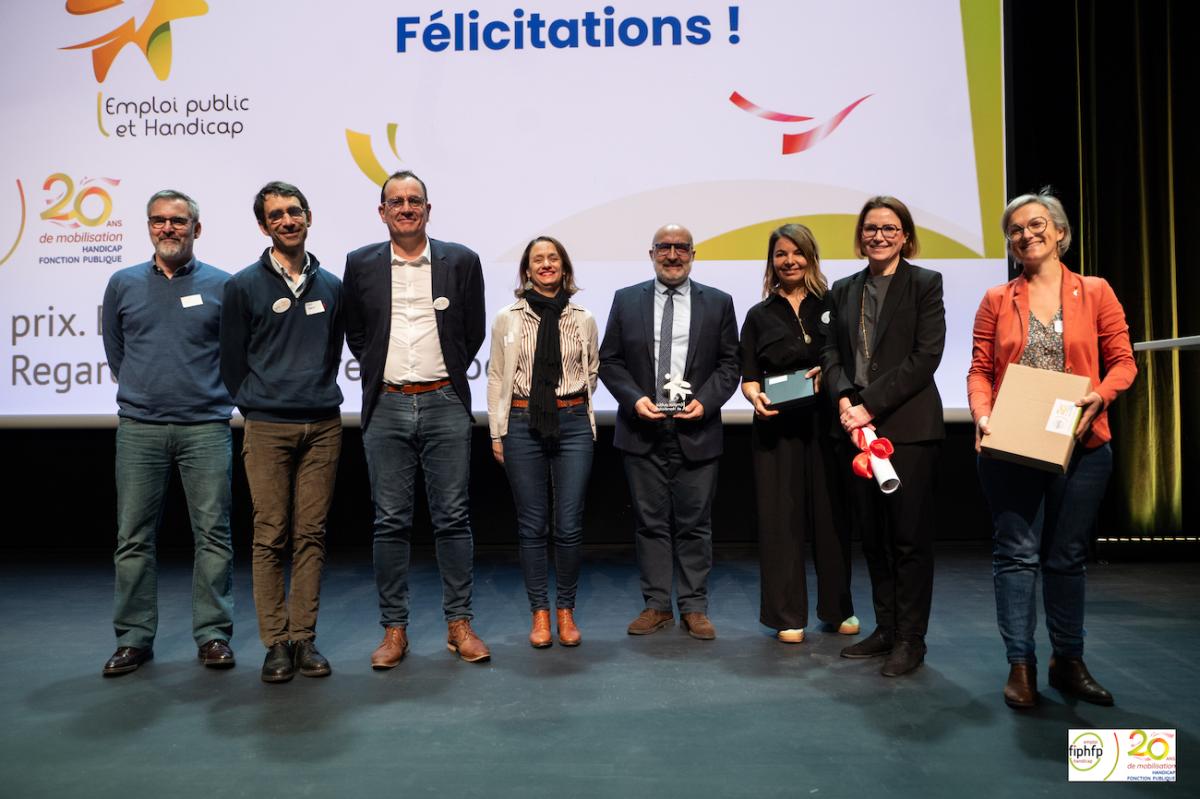 Collaborateurs de la Ville et de la Métropole de Saint-Etienne , lauréats du Trophée Emploi public et handicap dans la catégorie Maintien dans l'emploi