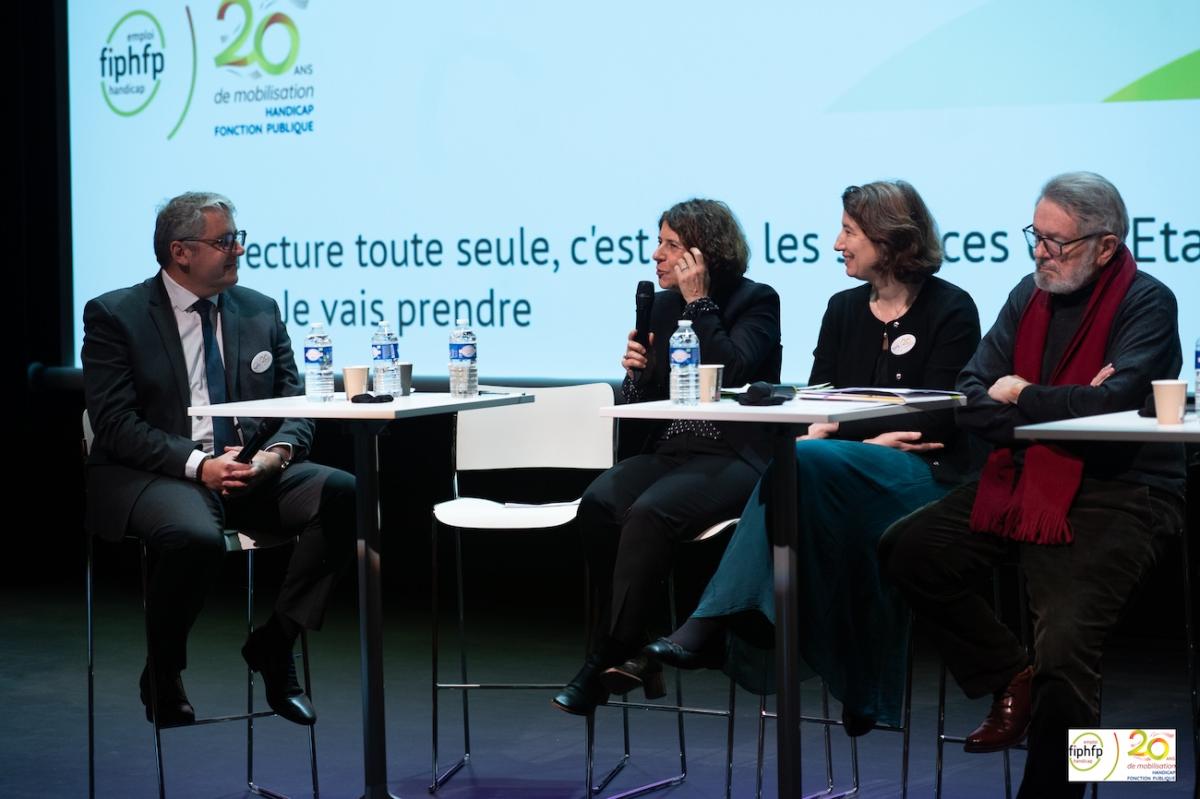 1ère table ronde animée par Guillaume Bonneville, directeur territorial handicap du FIPHFP en Auvergne Rhône-Alpes