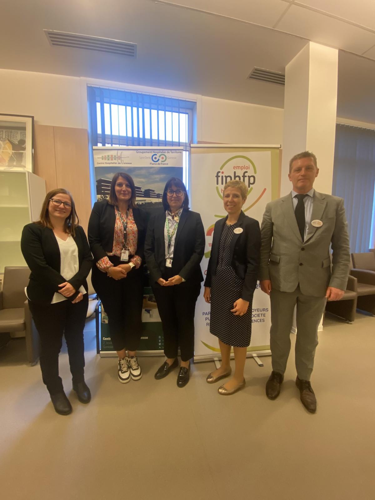Les signataires de la convention entre le FIPHFP et le centre hospitalier de Gonesse
